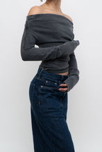 Load image into Gallery viewer, FREE PEOPLE x Grey Faded Cotton Off-Shoulder Long Sleeve (XS, S)