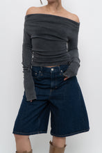 Load image into Gallery viewer, FREE PEOPLE x Grey Faded Cotton Off-Shoulder Long Sleeve (XS, S)