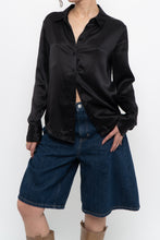 Load image into Gallery viewer, REFORMATION x Black Silk Blouse (XS, S)