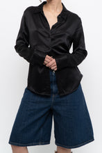 Load image into Gallery viewer, REFORMATION x Black Silk Blouse (XS, S)