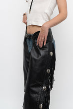Load image into Gallery viewer, Vintage x Made in USA x HARLEY DAVIDSON Black Leather Concho Chaps (S)