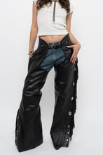 Load image into Gallery viewer, Vintage x Made in USA x HARLEY DAVIDSON Black Leather Concho Chaps (S)