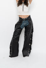 Load image into Gallery viewer, Vintage x Made in USA x HARLEY DAVIDSON Black Leather Concho Chaps (S)