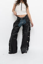 Load image into Gallery viewer, Vintage x Made in USA x HARLEY DAVIDSON Black Leather Concho Chaps (S)