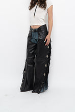 Load image into Gallery viewer, Vintage x Made in USA x HARLEY DAVIDSON Black Leather Concho Chaps (S)