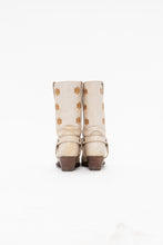 Load image into Gallery viewer, Vintage x Cream Floral Embroidered Leather Cowboy Boots (6, 6.5)
