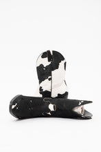 Load image into Gallery viewer, Vintage x STEVE MADDEN Cow Print Pony Hair Cowboy Boots (7.5, 8)