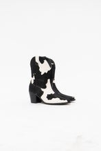 Load image into Gallery viewer, Vintage x STEVE MADDEN Cow Print Pony Hair Cowboy Boots (7.5, 8)