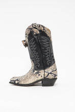 Load image into Gallery viewer, Vintage x Made in Canada x Deadstock Black, Snakeskin Leather Cowboy Boots (7)