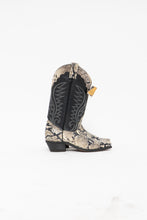 Load image into Gallery viewer, Vintage x Made in Canada x Deadstock Black, Snakeskin Leather Cowboy Boots (7)
