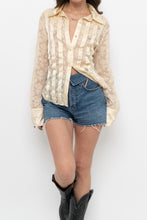 Load image into Gallery viewer, Vintage x CONTEXT Butter Yellow Satin Lace Buttonup (L)
