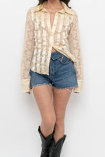 Load image into Gallery viewer, Vintage x CONTEXT Butter Yellow Satin Lace Buttonup (L)