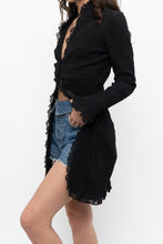 Load image into Gallery viewer, Vintage x Made in Canada x LE CHATEAU Crinkle Fitted Top (S, M)