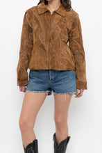 Load image into Gallery viewer, Vintage x LEATHERWORKS Camel Patchwork Suede Cropped Jacket (XS-M)