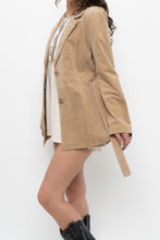 Load image into Gallery viewer, Vintage x SUZY SHIER Beige Suede Belted Jacket (XS-M)