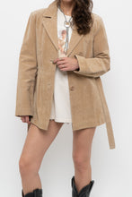 Load image into Gallery viewer, Vintage x SUZY SHIER Beige Suede Belted Jacket (XS-M)