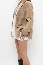 Load image into Gallery viewer, Vintage x SCULLY Beige Suede Fringe Jacket (XS-M)