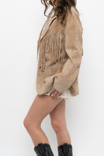 Load image into Gallery viewer, Vintage x SCULLY Beige Suede Fringe Jacket (XS-M)