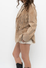 Load image into Gallery viewer, Vintage x SCULLY Beige Suede Fringe Jacket (XS-M)