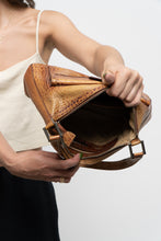Load image into Gallery viewer, Vintage x ANTONIO MELANI Camel Croc Leather Purse
