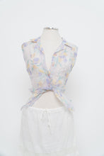 Load image into Gallery viewer, Vintage x Light Purple Mesh Floral Cropped Vest (L)