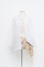 Load image into Gallery viewer, Vintage x White Light Cotton Blouse (XS-L)