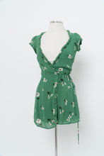 Load image into Gallery viewer, REFORMATION x Green Floral Mini Wrap Dress (XS, S)