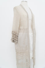 Load image into Gallery viewer, Vintage x Made in Italy x Light Grey Knit, Lace Shawl (XS-L)