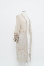 Load image into Gallery viewer, Vintage x Made in Italy x Light Grey Knit, Lace Shawl (XS-L)