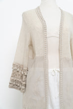 Load image into Gallery viewer, Vintage x Made in Italy x Light Grey Knit, Lace Shawl (XS-L)