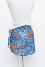 Load image into Gallery viewer, Vintage x Blue, Lace Patterned Bikini Coverup Skirt (M, L)
