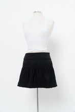 Load image into Gallery viewer, Vintage x LE CHATEAU Black Embroidered Mini Skirt (M, L)