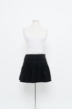 Load image into Gallery viewer, Vintage x LE CHATEAU Black Embroidered Mini Skirt (M, L)