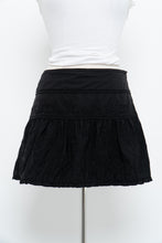 Load image into Gallery viewer, Vintage x LE CHATEAU Black Embroidered Mini Skirt (M, L)