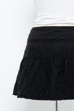 Load image into Gallery viewer, Vintage x LE CHATEAU Black Embroidered Mini Skirt (M, L)