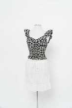 Load image into Gallery viewer, GAP x Black, Cream Floral Cinched Tank (XXS)