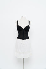 Load image into Gallery viewer, Vintage x SILK &amp; SATIN Black Lace Embroidered Corset (XS-M, B-C Cup)