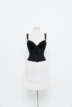 Load image into Gallery viewer, Vintage x SILK &amp; SATIN Black Lace Embroidered Corset (XS-M, B-C Cup)
