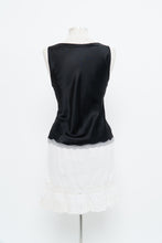 Load image into Gallery viewer, Vintage x Made in Canada x Black Satin Lace Top (L)