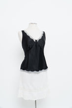 Load image into Gallery viewer, Vintage x Made in Canada x Black Satin Lace Top (L)