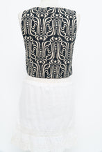 Load image into Gallery viewer, Vintage x Made in Italy x Dark Navy Patterned Crop (S, M)