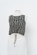 Load image into Gallery viewer, Vintage x Made in Italy x Dark Navy Patterned Crop (S, M)