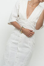 Load image into Gallery viewer, SHYANNE MIRABELLI x Made in AUS x Cotton, Linen Cream Crop Blouse (XS)