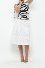 Load image into Gallery viewer, Vintage x SUZY SHIER White Cotton Eyelette Midi Skirt (S, M)