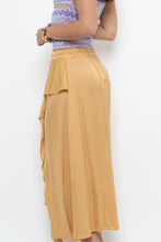 Load image into Gallery viewer, Vintage x Made in ITALY x Gold Flowy Satin Maxi Skirt (XS, S)