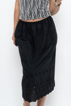 Load image into Gallery viewer, Vintage x Black Eyelette Cotton Midi Skirt (XXS-S)