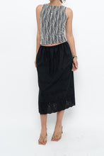 Load image into Gallery viewer, Vintage x Black Eyelette Cotton Midi Skirt (XXS-S)