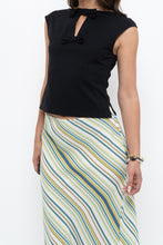 Load image into Gallery viewer, H&amp;M x Black Bow Crop Sleeveless Top (XS)