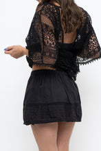 Load image into Gallery viewer, URBAN OUTFITTERS x Black Cotton Layered Mini Skirt (XS-M)