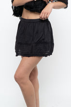 Load image into Gallery viewer, URBAN OUTFITTERS x Black Cotton Layered Mini Skirt (XS-M)